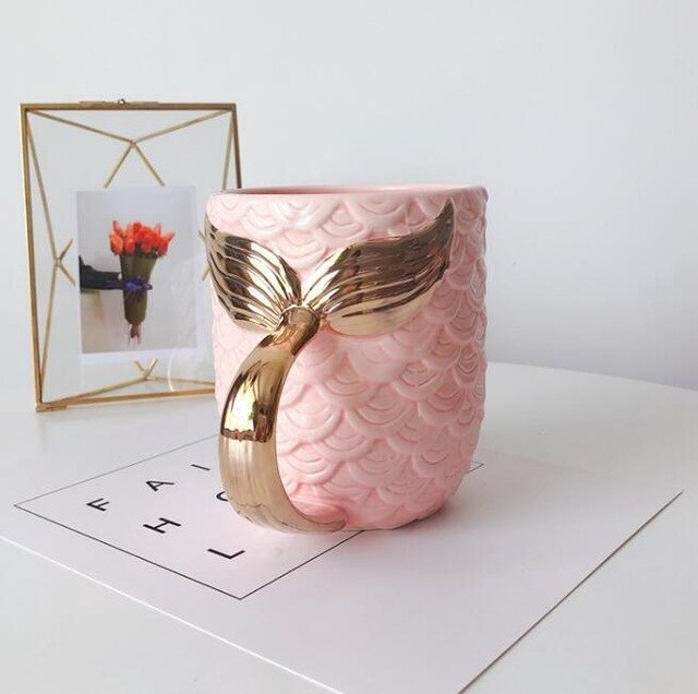 Beauty Mermaid Handle Large Capacity Tea Milk Cups And Mugs Pearl Glaze Gold Coffee Mug Drinkware 420ML
